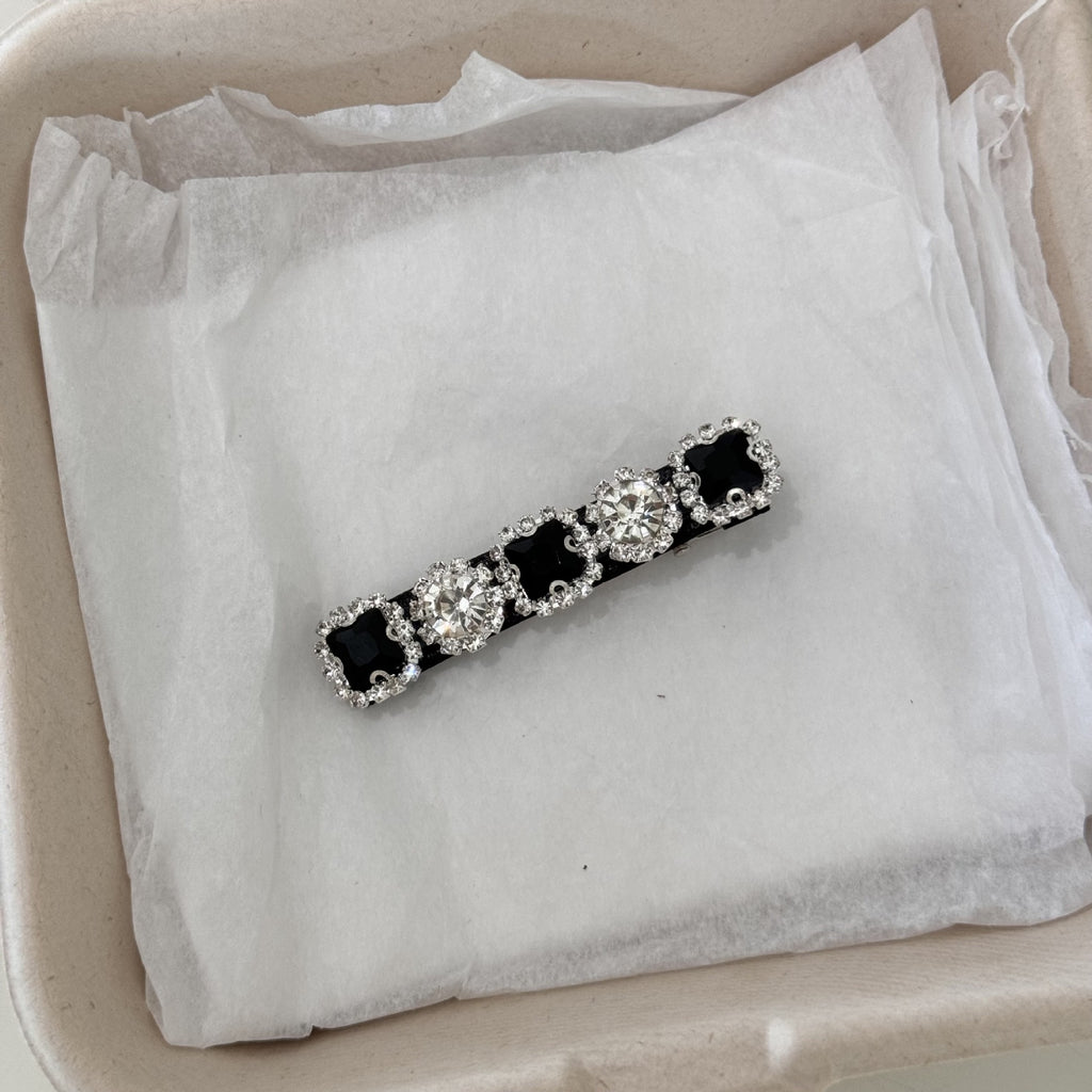 b8f31e4b-534c-4b4c-9dd1-4ae648cd8cdd